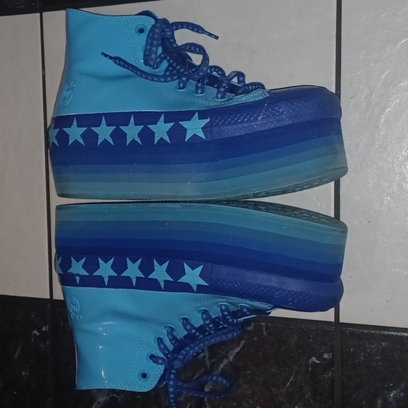 Converse Miley Cyrus x Chuck Taylor All Star Platform - Women’s size 7 - Picture 4 of 7